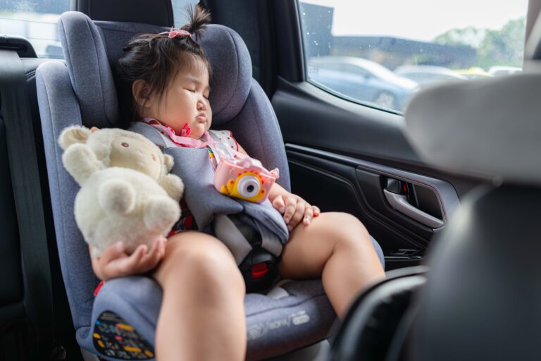 Keeping Kids Safe and Happy on Singapore Roads: Car Seat Rules & Road Trip Tips Keeping Kids Safe and Happy on Singapore Roads: Car Seat Rules & Road Trip Tips