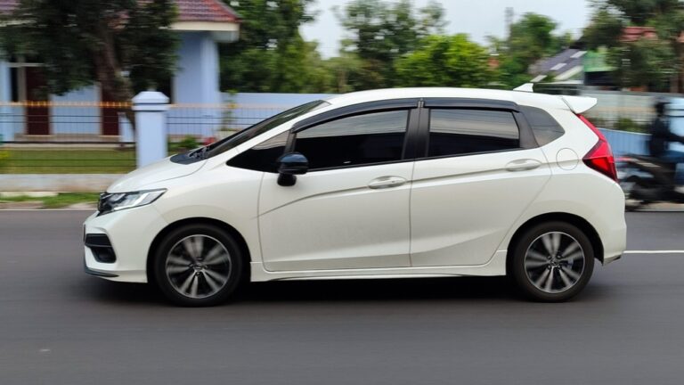 Best Budget-Friendly Crossover Cars: Discover Your Next Multi-Functional Vehicle